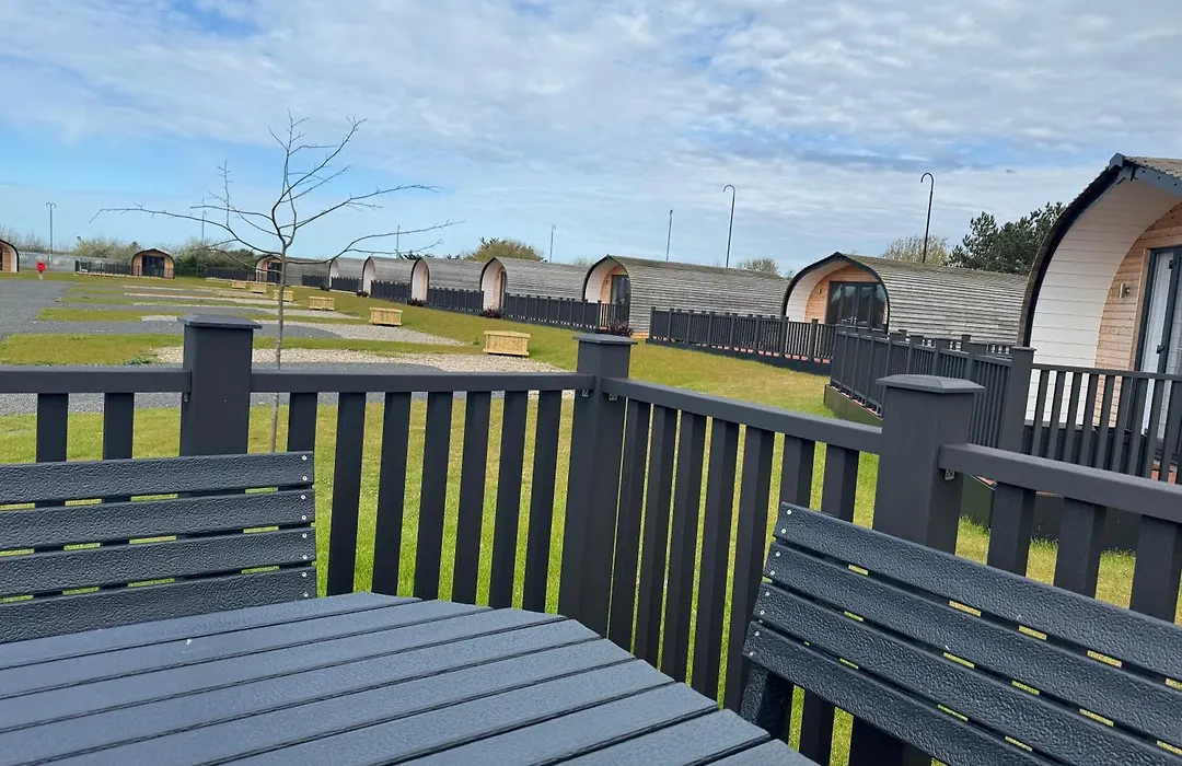Ffrith Park Glamping Pods-1